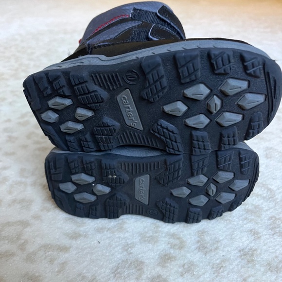 Carters toddler snow boots (size 10) - Picture 5 of 8